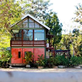 Phu Mi Lum Nao house by Nasi Jampu, Chiang Mai، فندق في Ban Doi Yao
