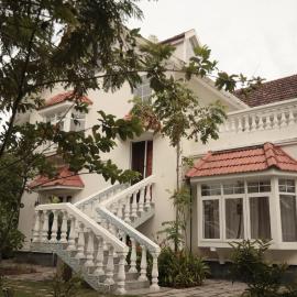 ELIVAAS Signature Palliath House, hotel a Turavūr