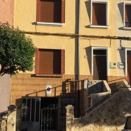 Casa de alquiler turístico en León centro - 6 plazas، فندق في ليون