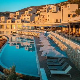 Heromylos Resort And Spa, hotel en Agioi Apostoli