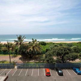 Beach Retreat, hotel in Amanzimtoti