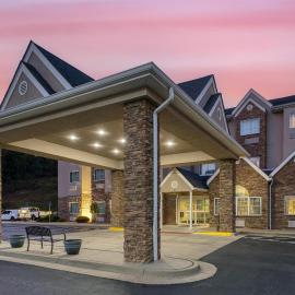 SureStay Plus Hotel by Best Western Buckhannon, ξενοδοχείο σε Buckhannon