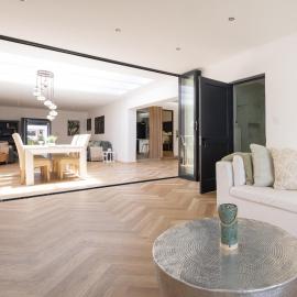Luxury 3 Bedroom Villa - sleeps 6