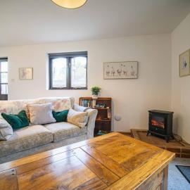 Goose Shed Rural Farm Cottage in Stelling Minnis Canterbury - Area of Outstanding Natural Beauty