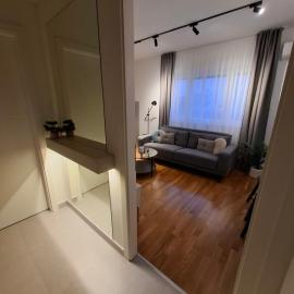 Apartman MYKA sa privatnim parkingom – hotel w mieście Banja Luka
