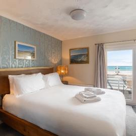 Rwts-rooms and resto, hotel di Broad Haven