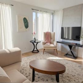 Downtown Los Angeles ENTIRE HOME Modern Apartments just for you