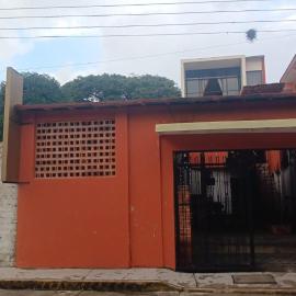 Hotel D'bamboo, hotel in Catemaco