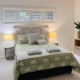 Oasis by the Bay - 4 bedroom Beach House