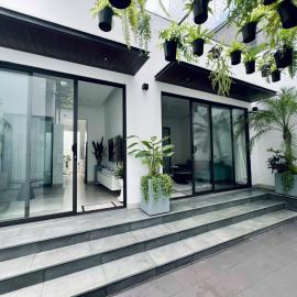 Cozy Boutique Chilling, hotel in Buon Ma Thuot