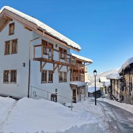 Pilanous Residence - Junior Suite - Swiss Alps, hotelli kohteessa Nendaz