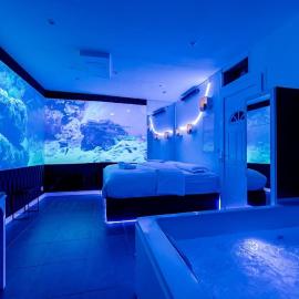 Studio Immersif Jaccuzi & Cinéma Disney et Astérix, hotel in Messy
