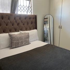Zolas guest house