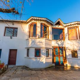 The Mukteshwar Manor, hotell i Mukteswar