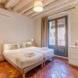 Flateli Ballesteries, hótel í Girona