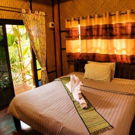 Ouychai home stay resort, hotel u Chiang Maiu