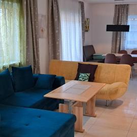 APARTMENT Top1, 2 Schlafzimmer 3 Betten BESTROOMS eU, hotel em Steyr
