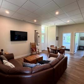 Burk Falls Escape 2 Bed1Bath, מלון בBurks Falls