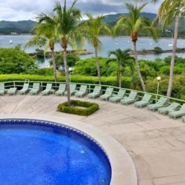 Oceanview Studio Apartment with Community Pool & Views of Flamingo Marina