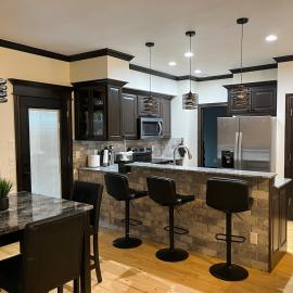 Deer Lake Cabin 3 bd Room NEWLY BUILT with Fireplace Hot Tub and EV Charger, hotel u gradu Norman