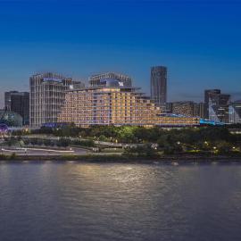 शंघाई में, होटल Waldorf Astoria Shanghai Qiantan