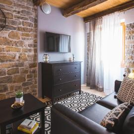 Awesome Apartment In Oprtalj With Wifi