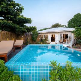 Vintage Beachfront Pool villa Huahin Kitchen&BBQ