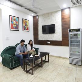 FabHotel Red Ark Inn, hotel em Lāndrān