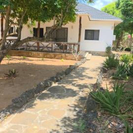 Favour House, hotel en Watamu