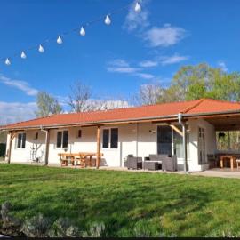 Viesnīca Guest house ''Viktoria'' pilsētā Simitli