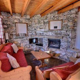 Chalet de charme à Vallandry, 10 pers, proche pistes, Wifi - FR-1-411-499، فندق في Landry