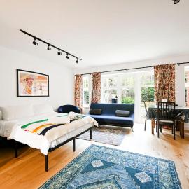 Cosy and Spacious Studio in Richmond London