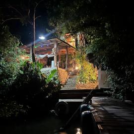 casa colibri cañón de rio dulce, hotel u gradu 'Lívingston'