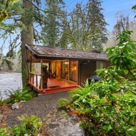 Bear River Retreat, hotelli kohteessa Welches