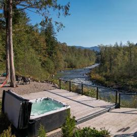 Riverside Retreat, hotel di Sandy