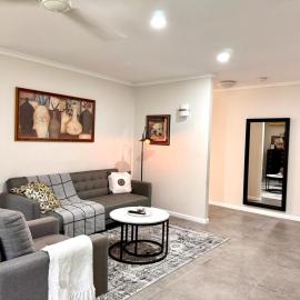 Cozy Family Home at Loganholme