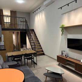 Loft Premium Andradina, hotel u gradu Andradina