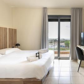 B&B HOTEL Pomezia Cortese، فندق في بوميتسيا