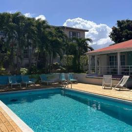 Talk of the Town Inn & Suites - St Eustatius, hotel em Oranjestad