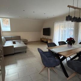 Apartment P&T Top 6, Hotel in Altenhof