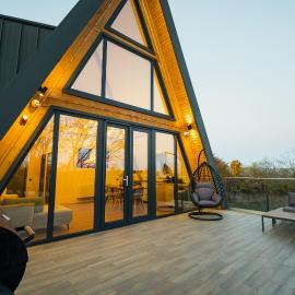 Domaine A Chalet, hotel u gradu 'Malu Roşu'
