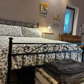 Cà del Prete country room by Cà degli Ovi, hotel a Valenza