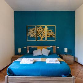 Golden Tree - Castelletto Ticino - Private Garage - WiFi - By Guestaly