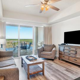 The Wharf 815