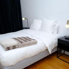 Louise michel, hotel a Saint-Ouen