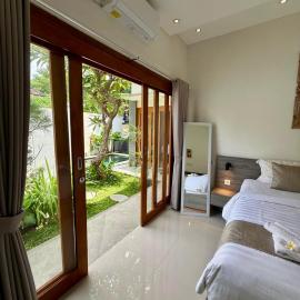 Villa with private pool, hotell sihtkohas Panji