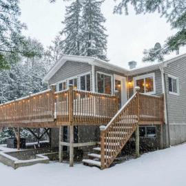 Pool table - Le chalet au bord du lac
