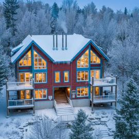 Condo Ski - Boise du Midi 68B, отель в городе Saint-Philémon