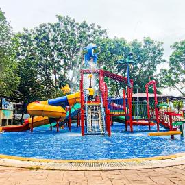 Bayou Lagoon Water Park Resort at Melaka by HCK, hotel in Kampong Bukit Beruang