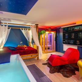 Twilight Star Spa - Sauna & Private Cinema - Parking